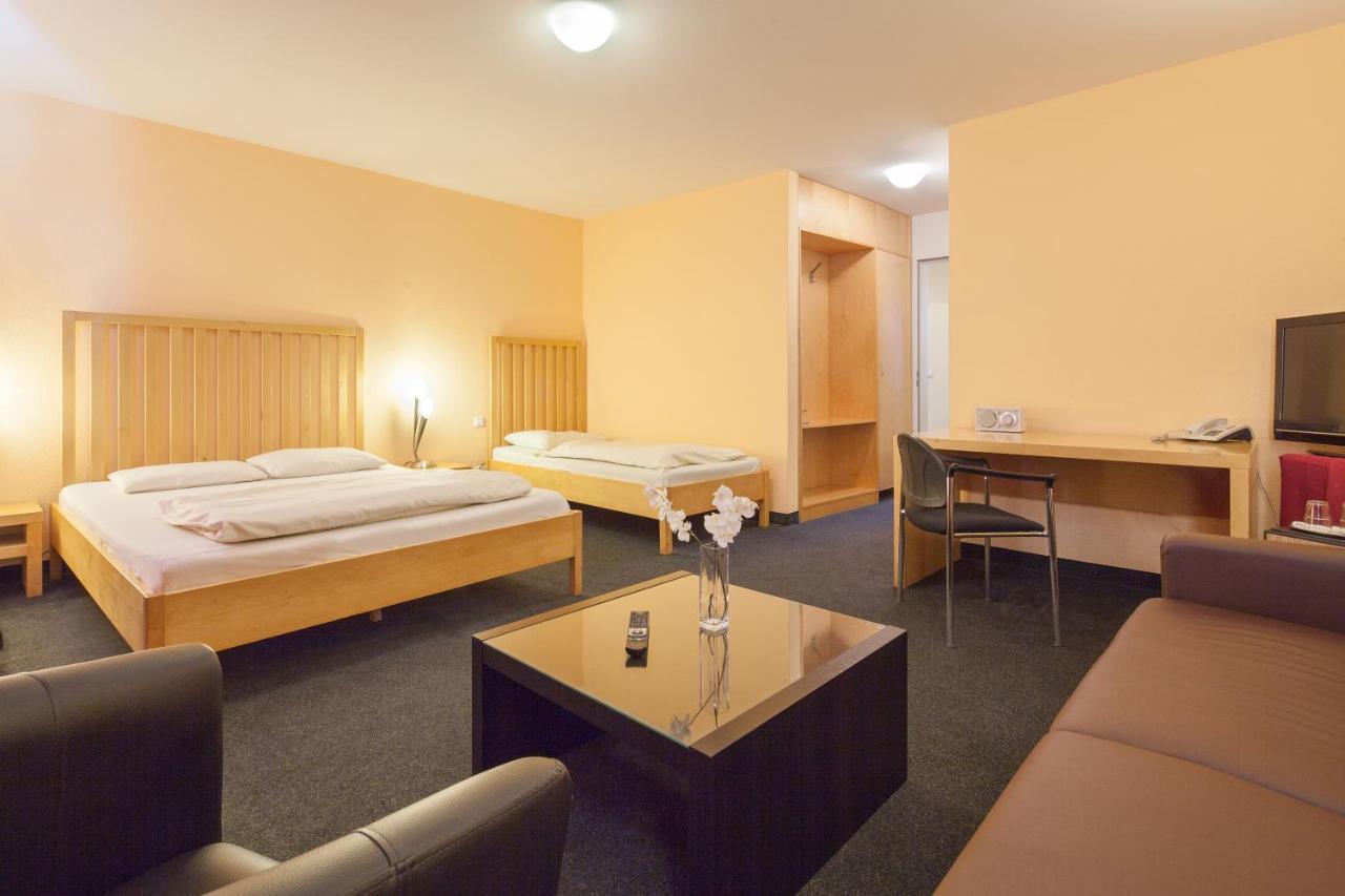 Hotel Bon Prix Fischenich Экстерьер фото